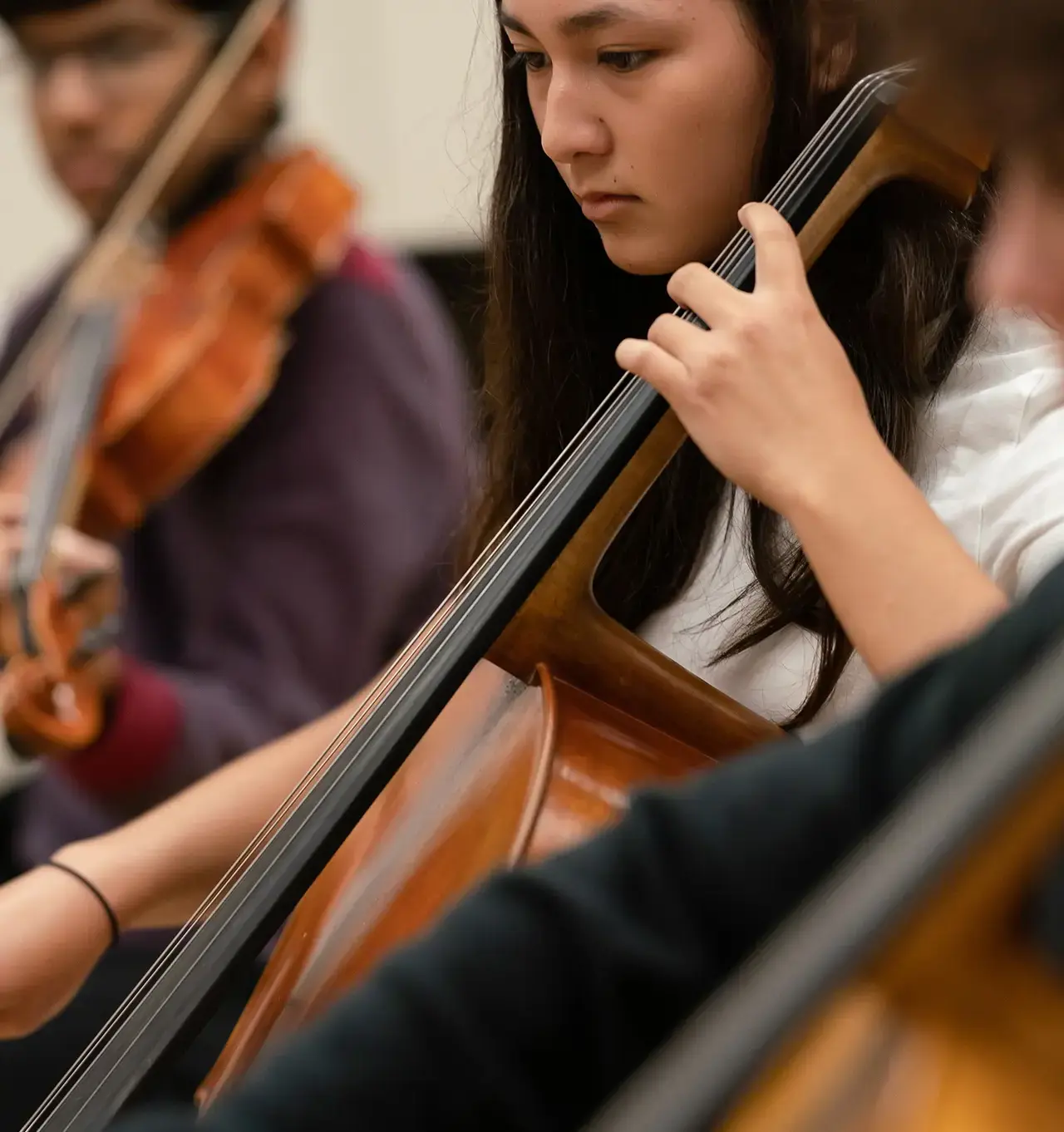 Girl playing violin